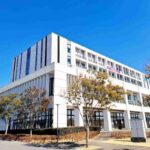 【茨城】本借りに来た子どもに委託社員が「金銭要求」ジョーク つくば市長謝罪「弁解の余地はありません」