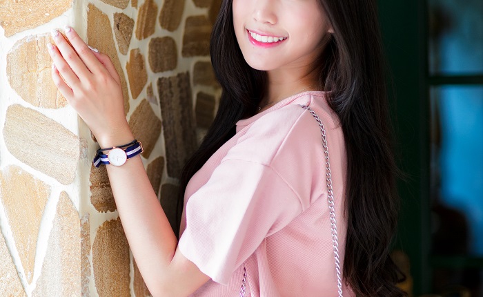 【画像】爆乳のパイスラッシュがエロすぎるｗ