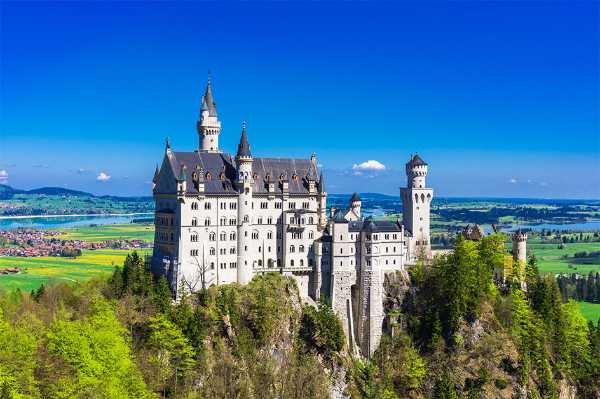 イラン「おいドイツ、お前の国の米軍基地の正当性を答えろ」ドイツ「」イラン「調査して対イランに使われていたら攻撃する」