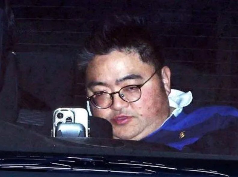 レ●プで逮捕のNHKデレィクターの顔www