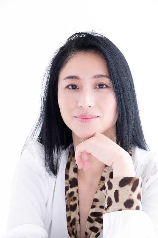 三浦瑠麗さん、完全に消える