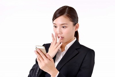 【画像】女さん「いいいやああああああ！かわいい女子の動画見てたらハゲが出てきたああああ」