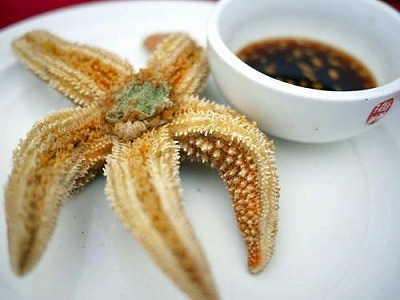 【画像】中国のレストランにヒトデがあったから頼んだ結果www