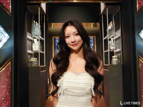 【悲報】1日400万稼ぐキャバ嬢さん「看護師と保育士と介護士の給料をあげるべき」