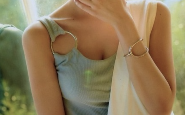 【画像】Fカップ女子が自撮りした結果エッッッッッッッッッッッ