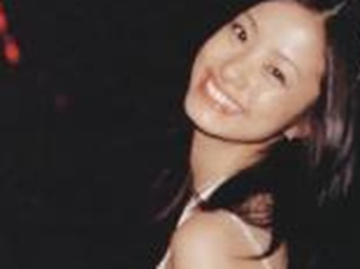 【お宝画像】上戸彩ってこんなに乳房を放り出してたのかよ！