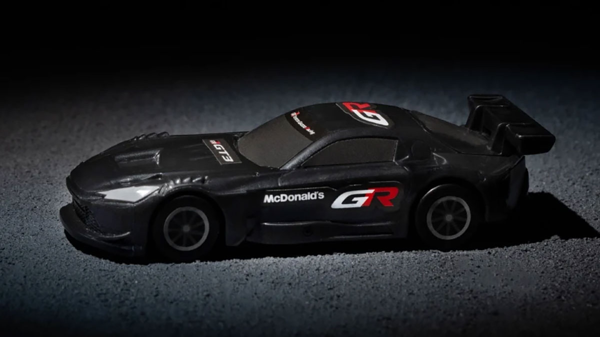 「GR GT3」も！マクドナルド・ハッピーセットの限定おもちゃに大人も欲しい「トミカ」登場