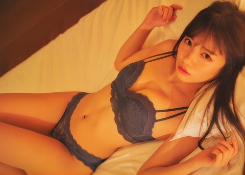 齊藤京子が妖艶な『膨らみ』『おマンタ』を限界露出www｟画像あり｠