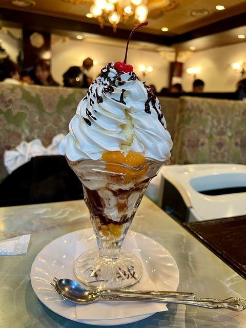 【画像】おっさんってこういうのに興奮するんだろ？