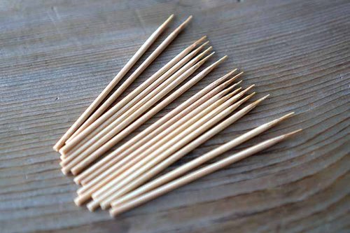 【動画】吹奏楽部の顧問さん、「爪楊枝で学校が崩れる」と生徒を叱責してしまう