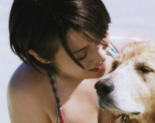 【画像】深田恭子の25歳の乳、圧がすごすぎるwww