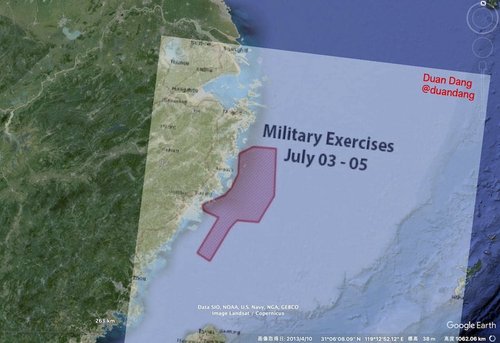 【画像】海上自衛隊さん、うっかり中国の領海を侵犯してしまった事件が何度見てもヤバすぎる