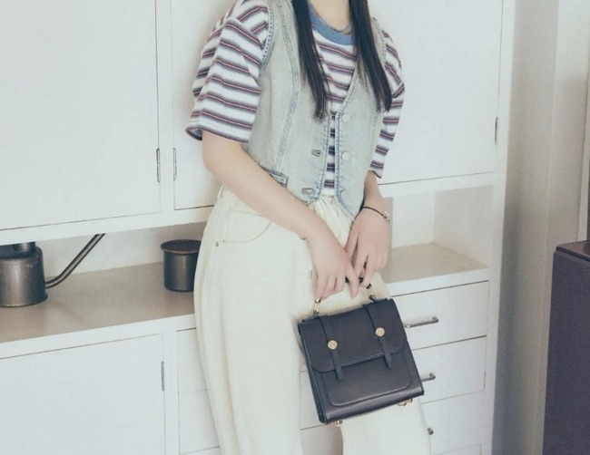 【動画】可愛すぎる女子警官の職質、もうこれ勃起してまうwww