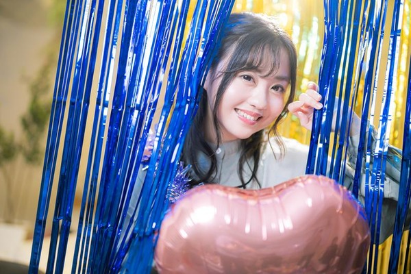 【悲報画像】元清楚トップアイドル、ついに下ネタで勝負を始めるwww