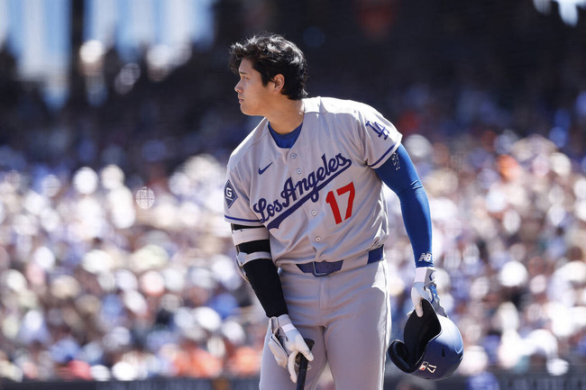 【悲報】大谷翔平の打席で「サイン伝達の疑い」