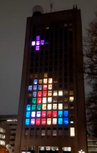 マサチューセッツ工科大学（MIT）のグリーンビルで、巨大テトリスを実現