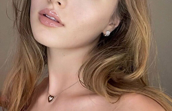 【画像】ロシアの完璧美女(19)がスゴい！たぶんお前らの予想の120％カワイイwww