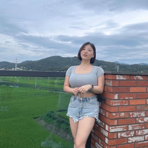 【画像】顔60点 身体200点の韓国女さん、見つかるwww