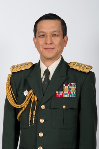 【悲報】陸上幕僚長さん、「金を貰わなければ自衛官が制服を着てソープランドで働いてもいいのか」を否定できず