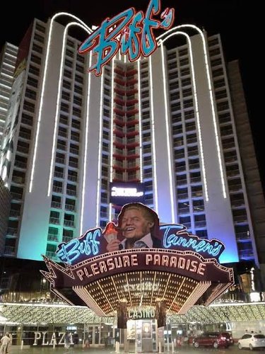 【衝撃】トランプが発言する15分前に毎回巨額取引を行い勝率9割を叩き出す謎のトレーダーが見つかる