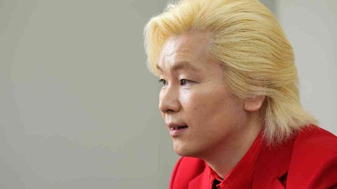 カズレーザー、ヤンキーがモテる理由を分析「かっこいいからでなく、ヤンキーの先輩のほうがアホでエロいから口説くのが早い」