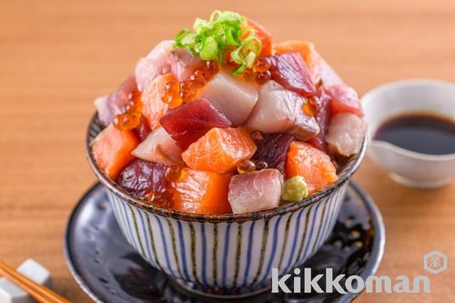 【悲報】俺「海鮮丼で」母親「足りる？」← これ