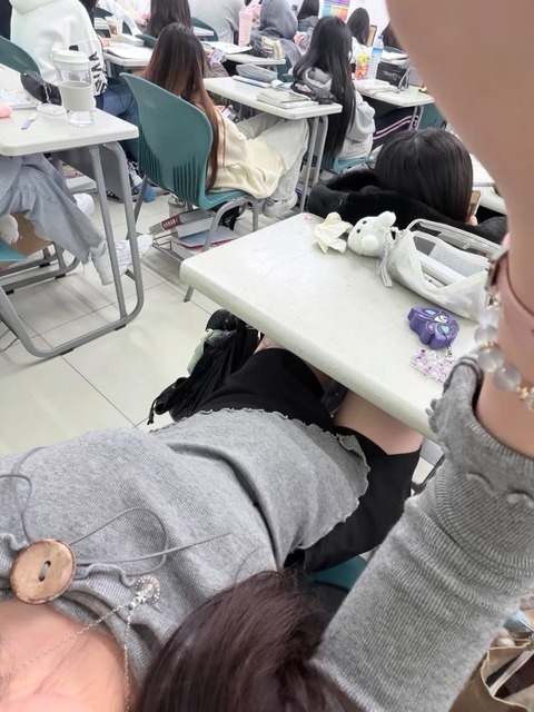 【画像】女子校の風景www