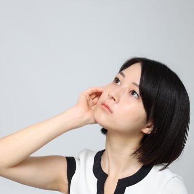 アンドロイドのお姉さん、ギリシャ移住 → 弁護士「ほぼ不法滞在」→ 3か月で緊急で帰国