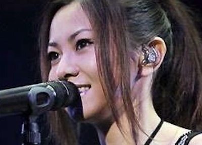 【画像】倉木麻衣さん、かなり立派な乳房を隠し持っていた！