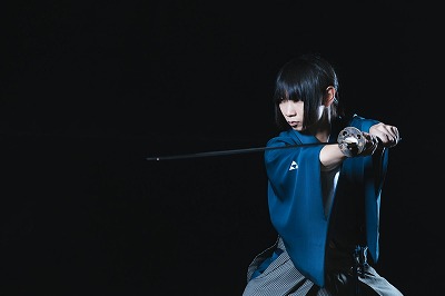 【動画】女剣士、居合斬りを極める・・・・・・・・・