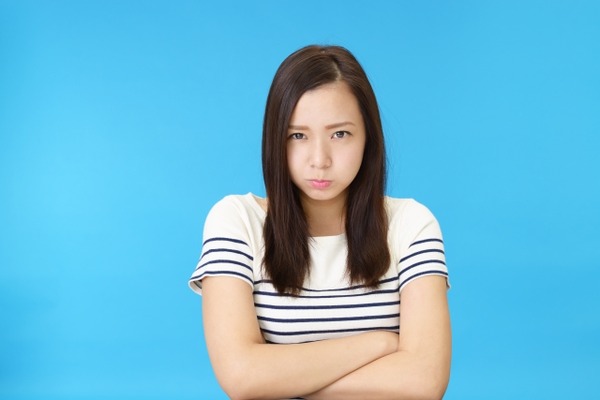 【画像】美人女性保育士「すっぽんぽんや恥ずかしいwww丸見えwww」⇒