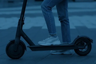 【画像】Twitter民、7000万円の高級車を飲酒運転LUUPに破壊されて発狂してしまうwww