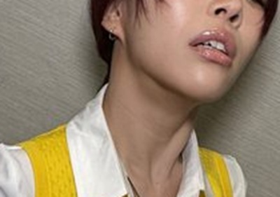 【画像】アイナ・ジ・エンドの乳房の重量感がガチでハンパねええええええええ