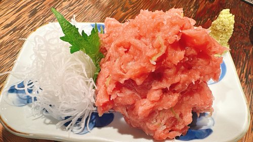 【画像】デカ盛り居酒屋さん、とんでもない料理を出してしまう