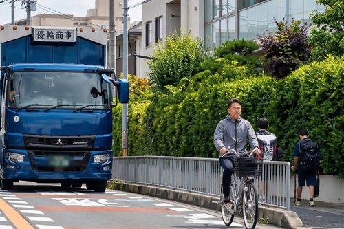 【悲報】自転車厳罰化、全国各地で車の渋滞が発生してしまう