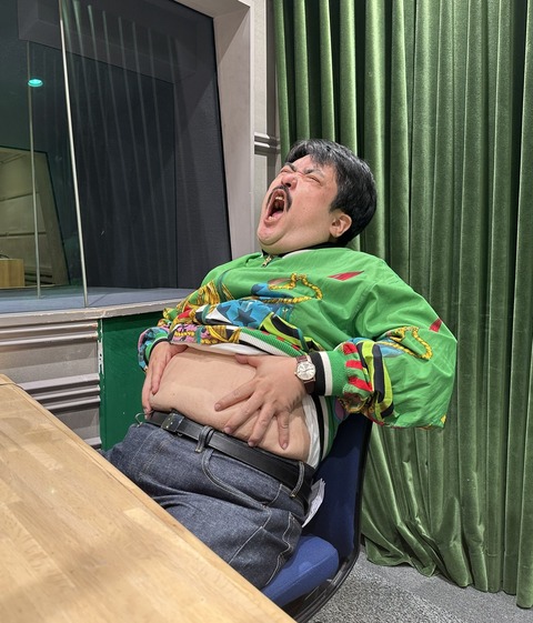 空気階段・もぐら、激やせ　3か月で38kg減　123kg→85kgに…　「ガ、ガリガリやんけ！」ビフォーアフターに衝撃