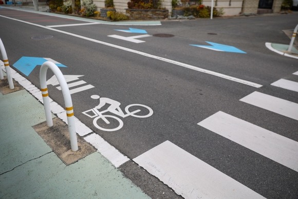 運転免許試験「歩行者が横断歩道にさしかかったので道を譲った」ぼく「これは〇やろ」