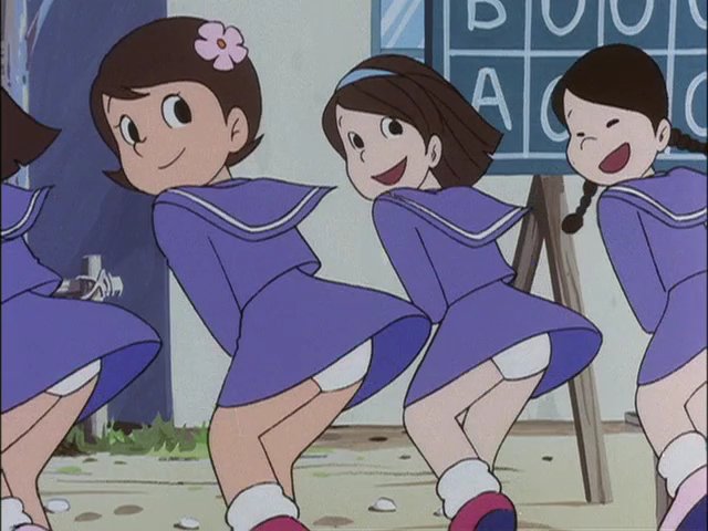 【画像】JCの大衆パンチラwww