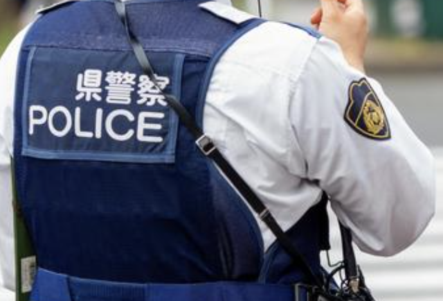 ぼったくりバー「20万です」ワイ「もしもし警察？ぼったくられてるんで来て」