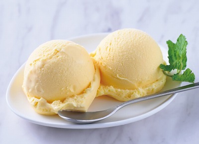 【悲報】バニラアイス、原油高騰で供給不安になってしまう・・・・・