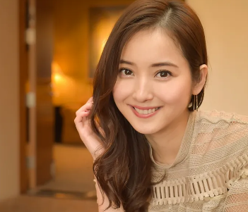 【画像】人妻佐々木希（38）禁断の谷間解禁www