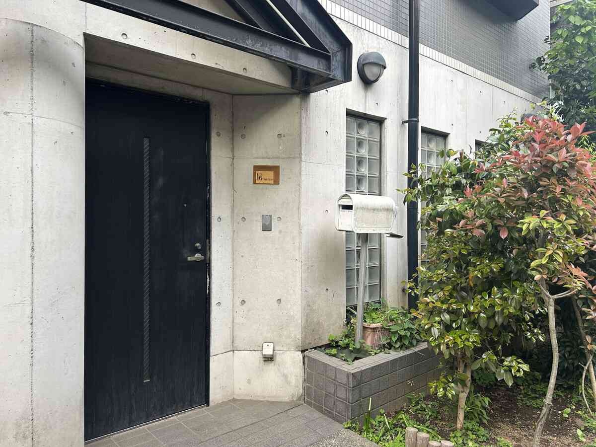 【東京】死体遺棄容疑でIT関連会社「Linuxジャパン」社長（49）逮捕 事務所に血痕、遺体未発見 昨秋から不明の男性役員か 港区