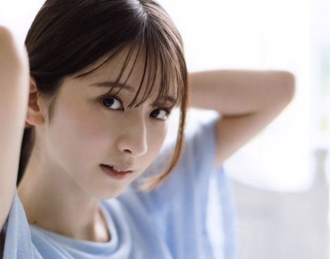 【画像】菅原咲月の華奢BODY、最高すぎんだろwww