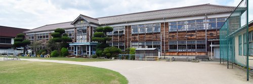【悲劇】学校さん「結希さんが殺されて子供さんたちはショックを受けてますか？」保護者「決まってるやろ！アホ！」・・・・・・・・・