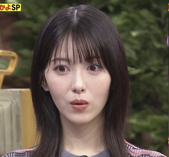 【画像】浜辺美波さん、顔だけでエッチwww