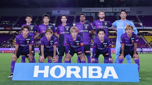 【朗報】韓国代表に選ばれた在日サッカー選手さん、レベルの低さに愕然として日本国籍取得へ