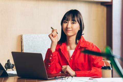 【画像】全盛期宮沢りえってまんま広瀬すずの完全上位互換みたいな存在だよな･･･････？？？