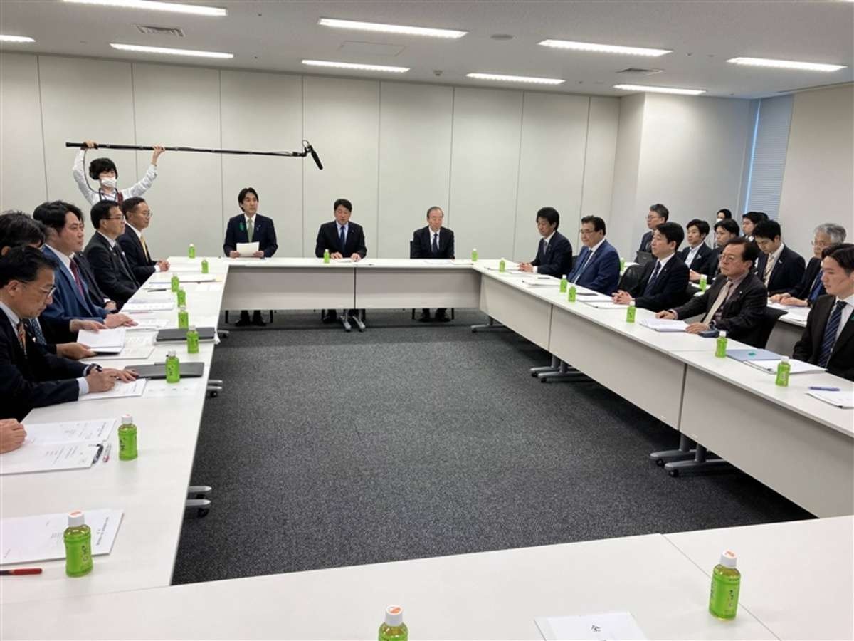 高市早苗さん、食料品の消費税0をドタキャンへwww