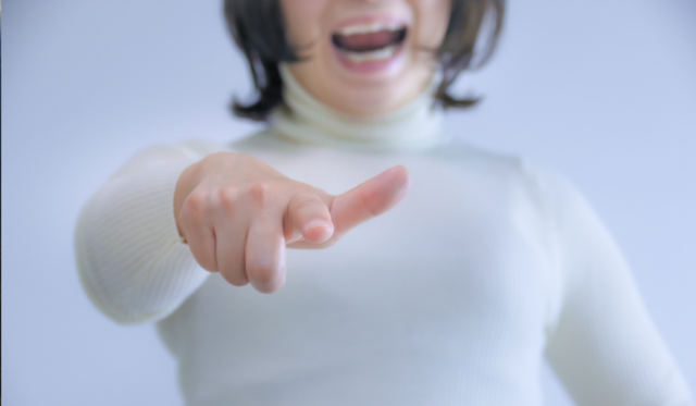 【朗報】フェミニスト、ようやく冤罪の恐ろしさに気づく「虚偽告発した奴が何もお咎めなしっておかしくない！？」