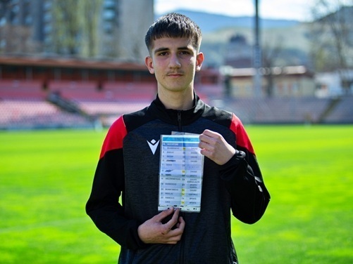 W杯欧州予選POのPK戦でイタリアのカンペを盗んだボールボーイ、批判の声に「アウェーだったら僕らのGKが同じことをされただろう」